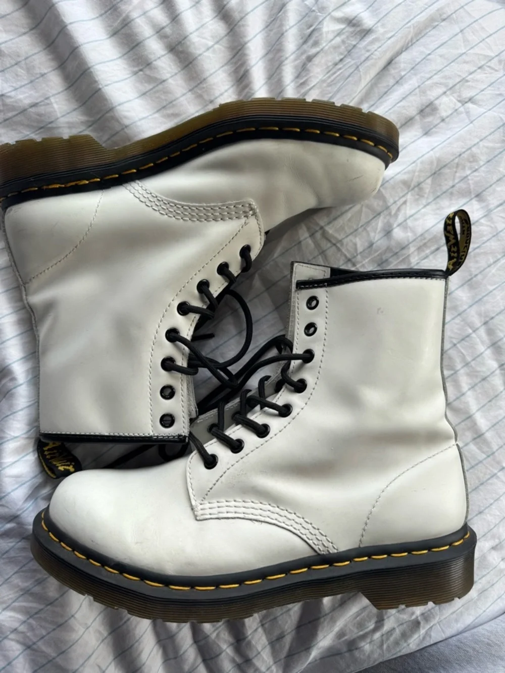 Dr. Martens White 8-Eye Lace-Up 1460 Combat Boots with Yellow Welt Stitching - Picture 2 of 5